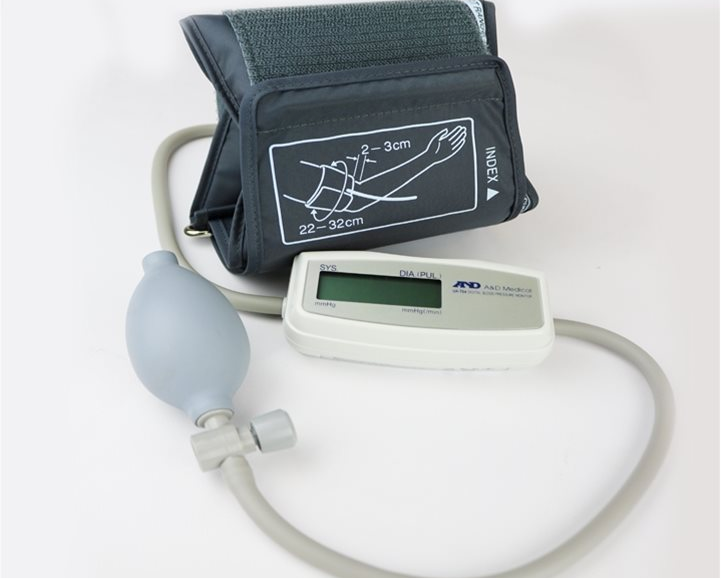 A&D UA-704 Semi Automatic Blood Pressure Monitor with Standard Adult Cuff